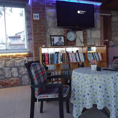 מוטל Bells Beach Hotel ספריהיסאר