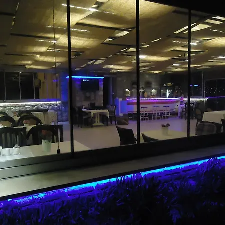 מוטל Bells Beach Hotel ספריהיסאר
