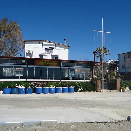 Bells Beach Hotel * ספריהיסאר