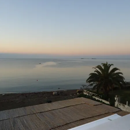 Bells Beach Hotel ספריהיסאר