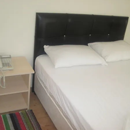 Bells Beach Hotel ספריהיסאר