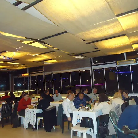 מוטל Bells Beach Hotel