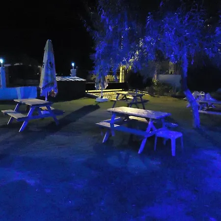 Bells Beach Hotel ספריהיסאר